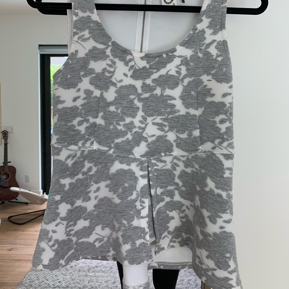 Anthropologie peplum top - Picture 3 of 4